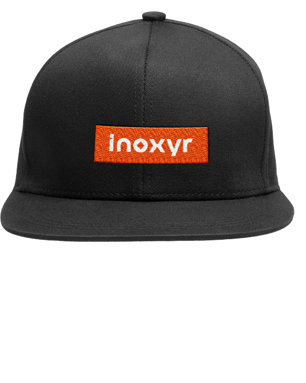 Inoxyr logo and positioning on a cap